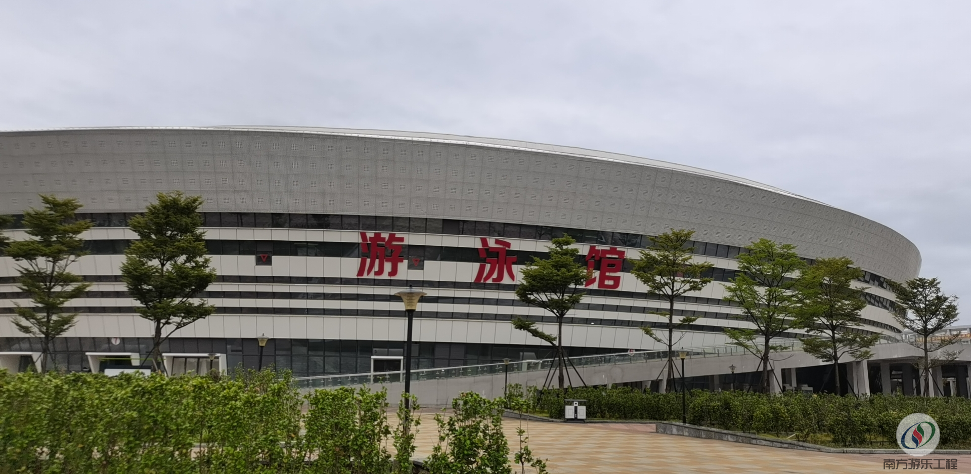 百色市体育中心游泳馆