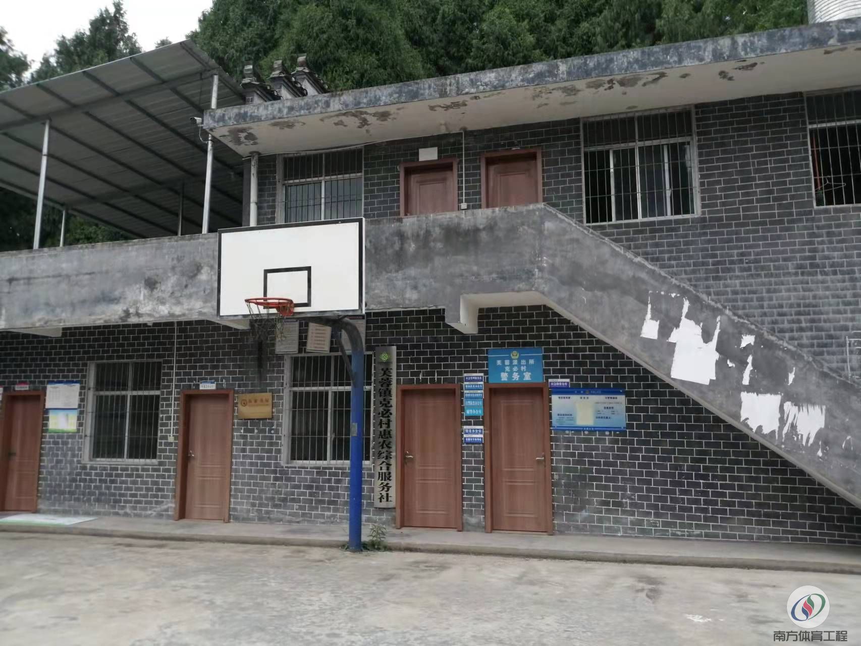 湖南省湘西土家族苗族自治州永顺县芙蓉镇克必村芙蓉镇克必村综合文化广场2儿童游乐场